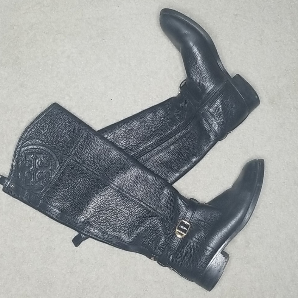 Tory Burch Marlene pebbled leather riding boot size 6.5